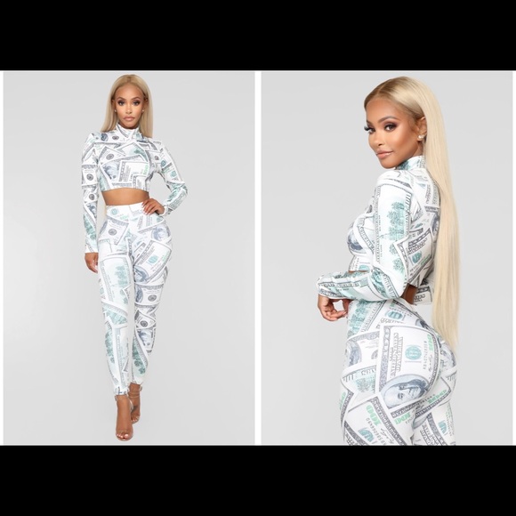 Jennifer Lopez Money Outfit🌈 - Picture 3 of 5